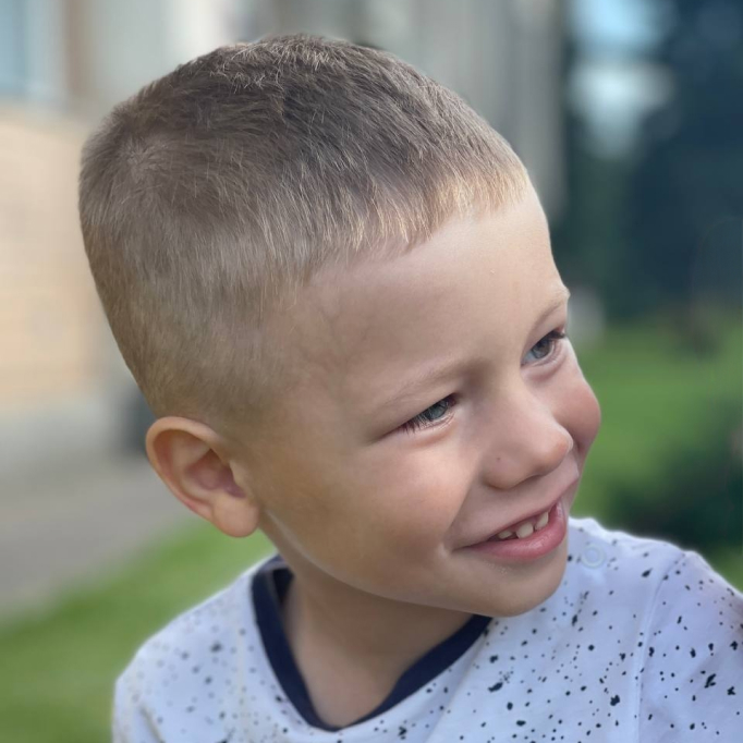 Шапель Артём